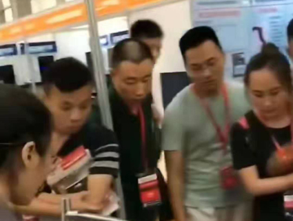 康世界智能水槽亮相中山厨电展